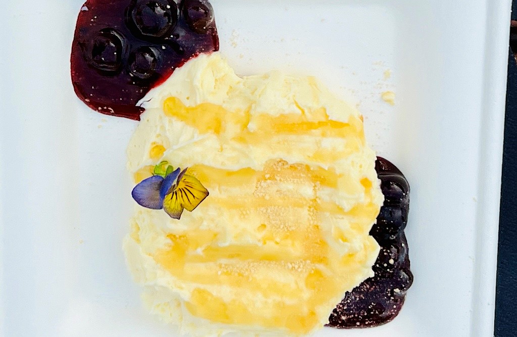 Marscapone Cheesecake – WDWINFO.COM Flower & Garden Festival: Hannah’s Version Marscapone Cheesecake