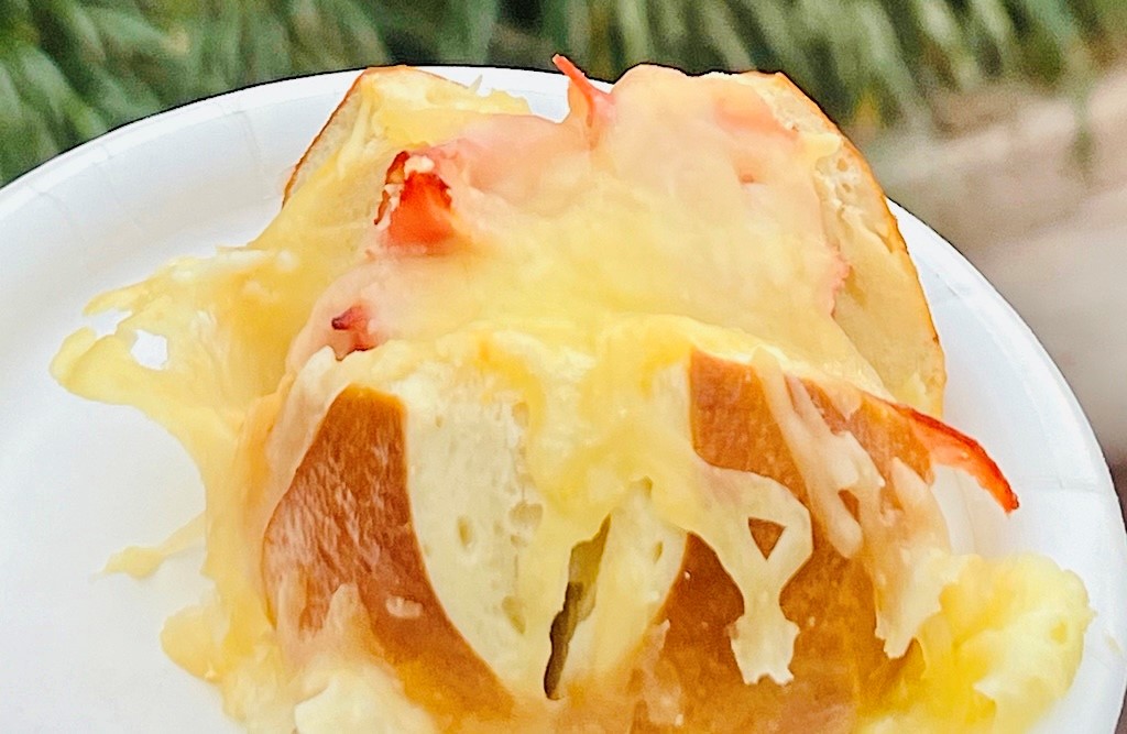 Toasted Pretzel Bread – WDWINFO.COM Flower & Garden Festival: Hannah’s Version Toasted Pretzel Bread