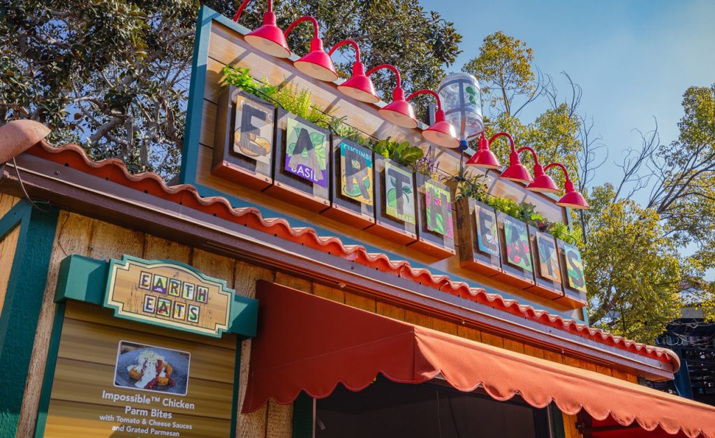 The Disney California Adventure Food & Wine Festival 2024 Has Begun dca-food-wine-fest-earth-eats-booth