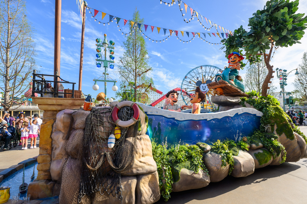 2024-pixar-fest-better-together-5 – WDWINFO.COM Better Together: A Pixar Pals Celebration Pixar Fest Parade 2024 2024-pixar-fest-better-together-5