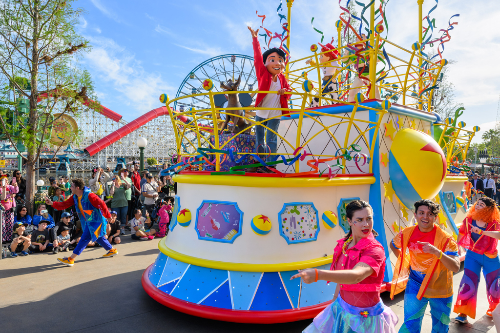 2024-pixar-fest-better-together-6 – WDWINFO.COM Better Together: A Pixar Pals Celebration Pixar Fest Parade 2024 2024-pixar-fest-better-together-6