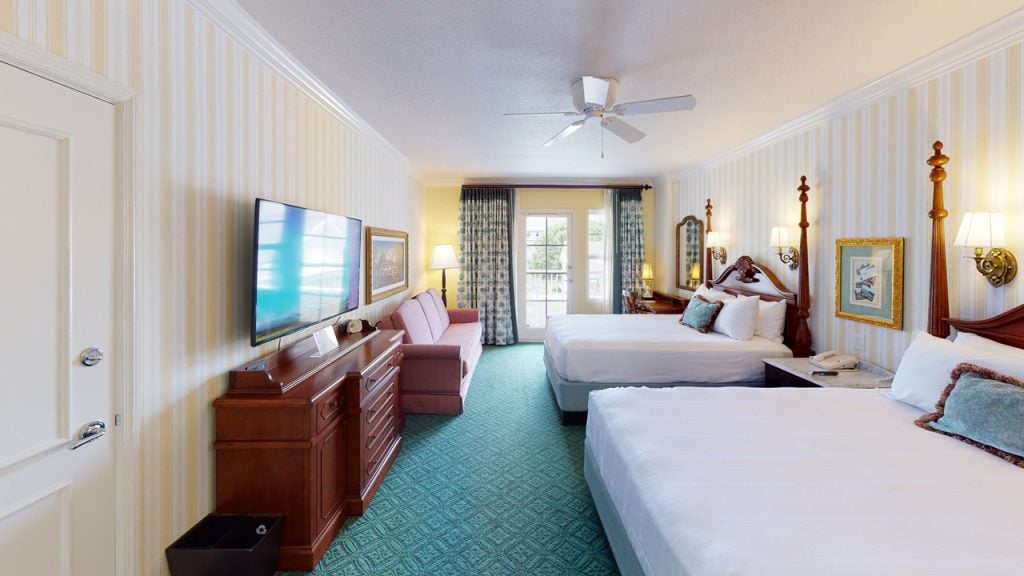 Disney’s Boardwalk Inn – Standard Room Tour in 3D / VR at Walt Disney World boardwalk-inn-standard-room