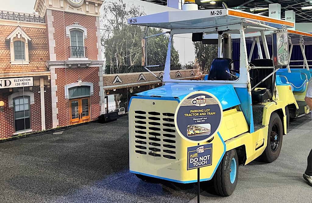 Walt Disney Archives Features Rare Disney Vehicles at D23 D23 Car Show 11