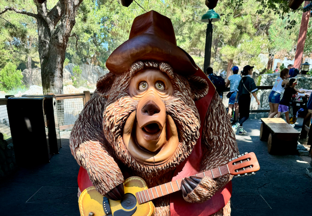 Big Al Wants YOU to Charge Your Phone at Grizzly Peak