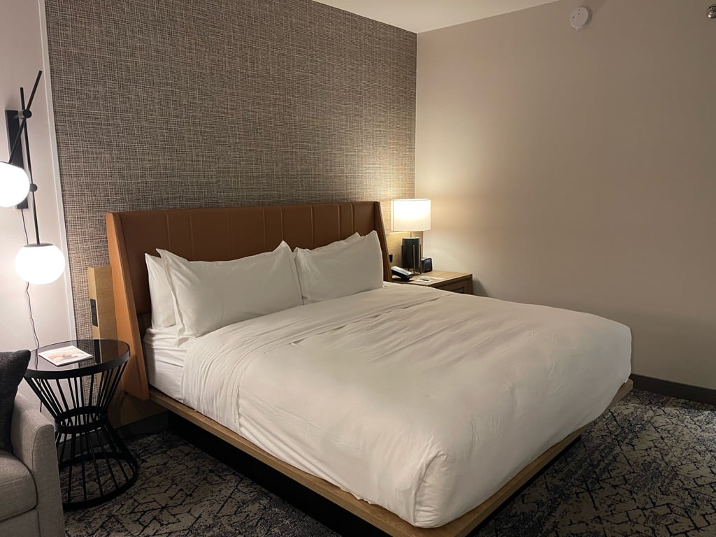 Disneyland-Sheraton-Park-15 – WDWINFO.COM A Look INSIDE the Sheraton Park Hotel, A Disneyland Good Neighbor Hotel Disneyland-Sheraton-Park-15