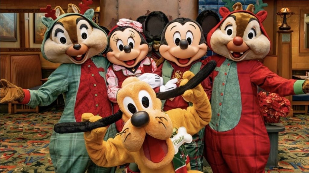 New Thanksgiving & Holiday Celebrations at Storytellers Cafe