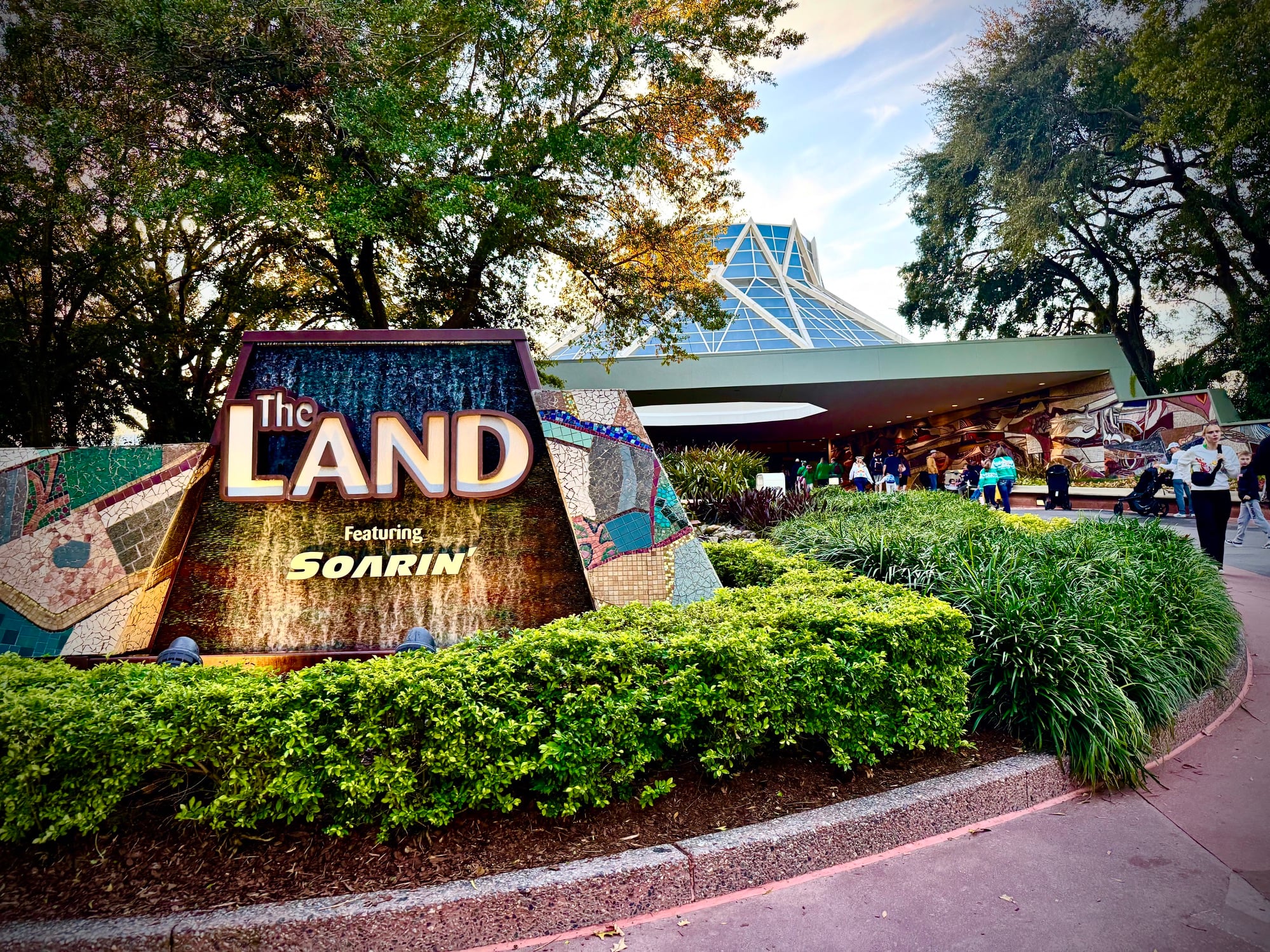 Disney Hot Take: The BEST Ride at EPCOT Living with the Land Glimmering Greenhouses 2024 EPCOT _ Chloe