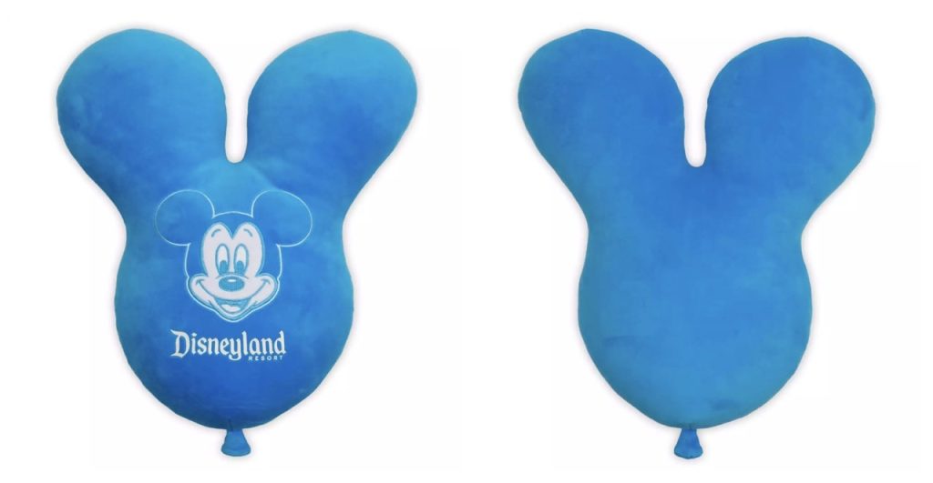 Play in the Park AU release Pillow Large – WDWINFO.COM The New Play in the Park Merch That Didn’t Make It to the USA Play in the Park AU release Pillow Large