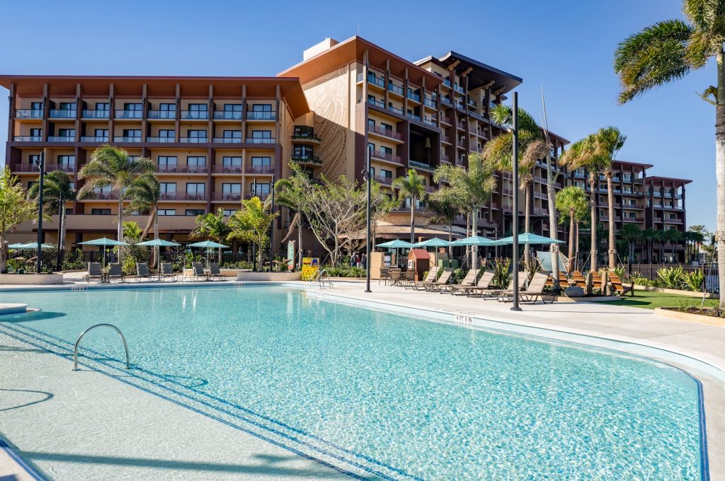 Poly-Island-Tower-pool – WDWINFO.COM 6 Survival Tips for Long-Distance Disney Parks Guests Poly-Island-Tower-pool
