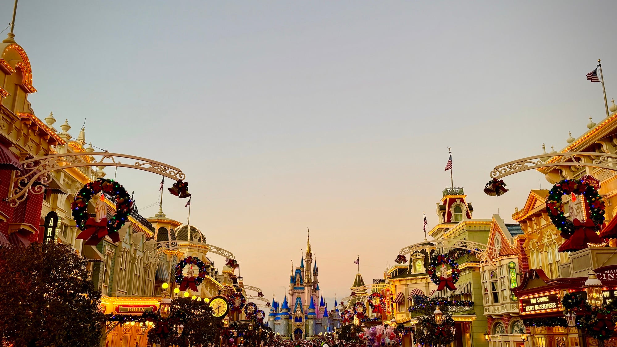 main street christmas magic kingdom _ chloe 2 – WDWINFO.COM New Dates & Details: Mickey’s Very Merry Christmas Party 2026 main street christmas magic kingdom _ chloe 2