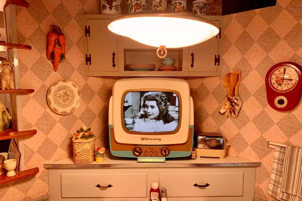 50s-prime-time-interior – WDWINFO.COM Our All-Time Favorite Restaurants at Walt Disney World 50s-prime-time-interior
