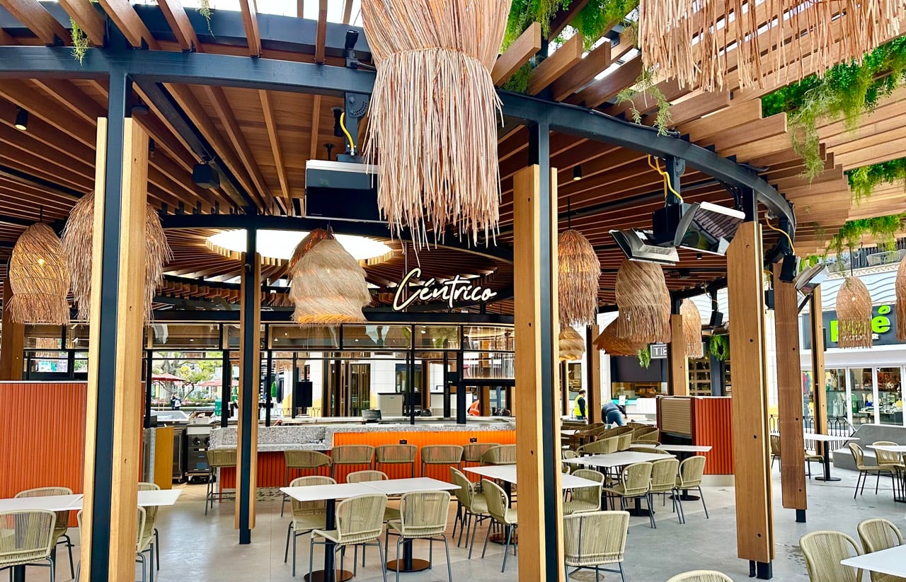 New Seasonal Delights for Centrico, Downtown Disney 2024 - Zoe - Downtown Disney Centrico Large