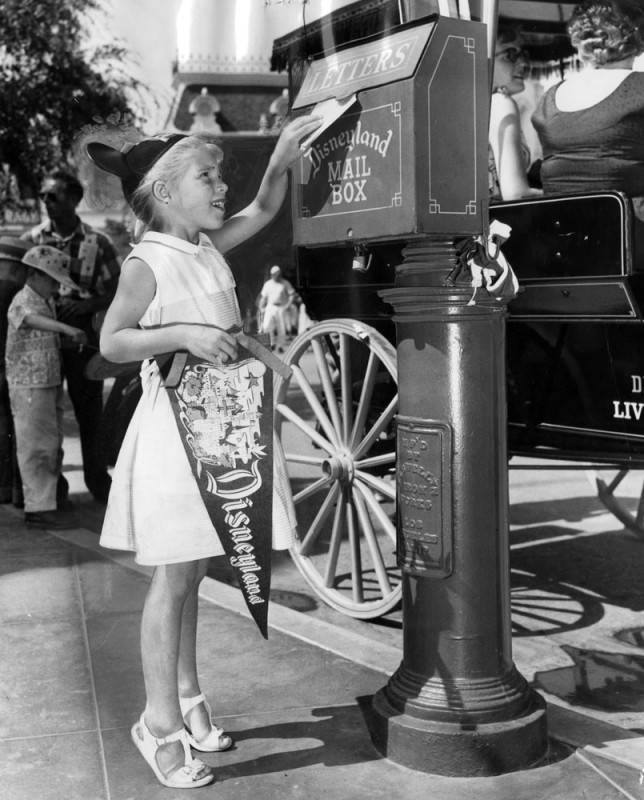 535664584_1284666913455797_1822866427060762320_n – WDWINFO.COM Did You Know You Can Send Mail from Disneyland? 535664584_1284666913455797_1822866427060762320_n