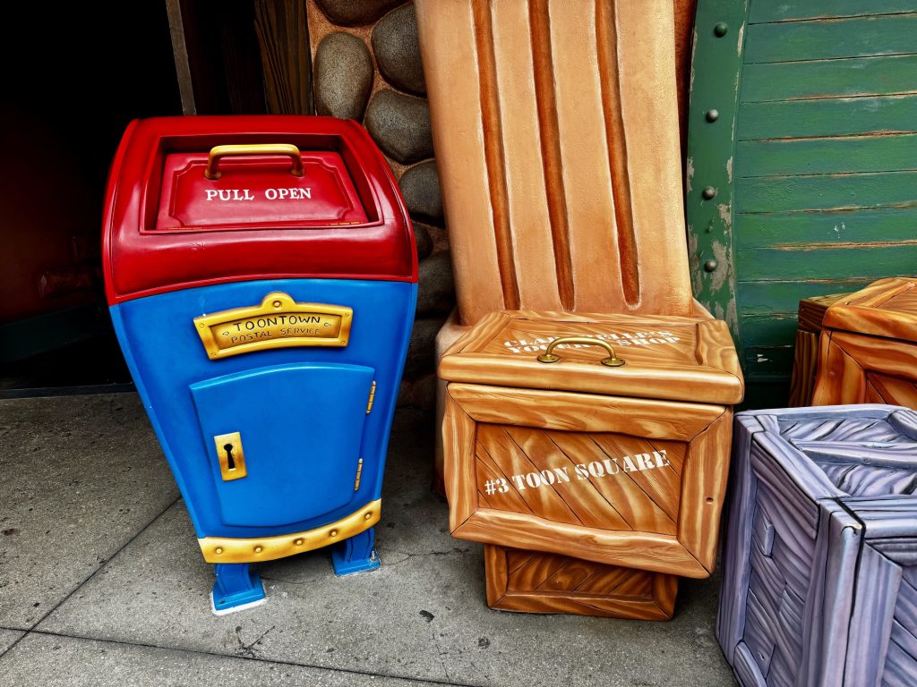 disneyland toontown mailbox – WDWINFO.COM Did You Know You Can Send Mail from Disneyland? disneyland toontown mailbox