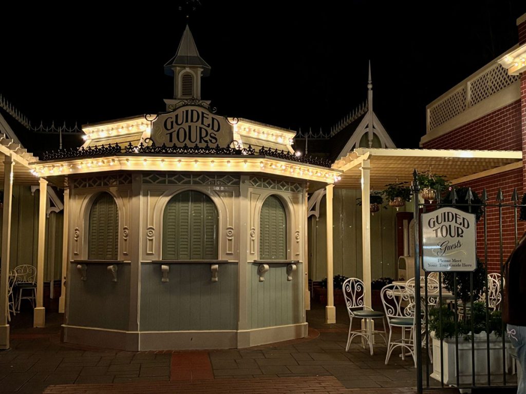 disneyland-guided-tour-booth-nighttime – WDWINFO.COM Bookings Now Open for Disneyland’s ‘Women Who Make the Magic’ Guided Tour disneyland-guided-tour-booth-nighttime