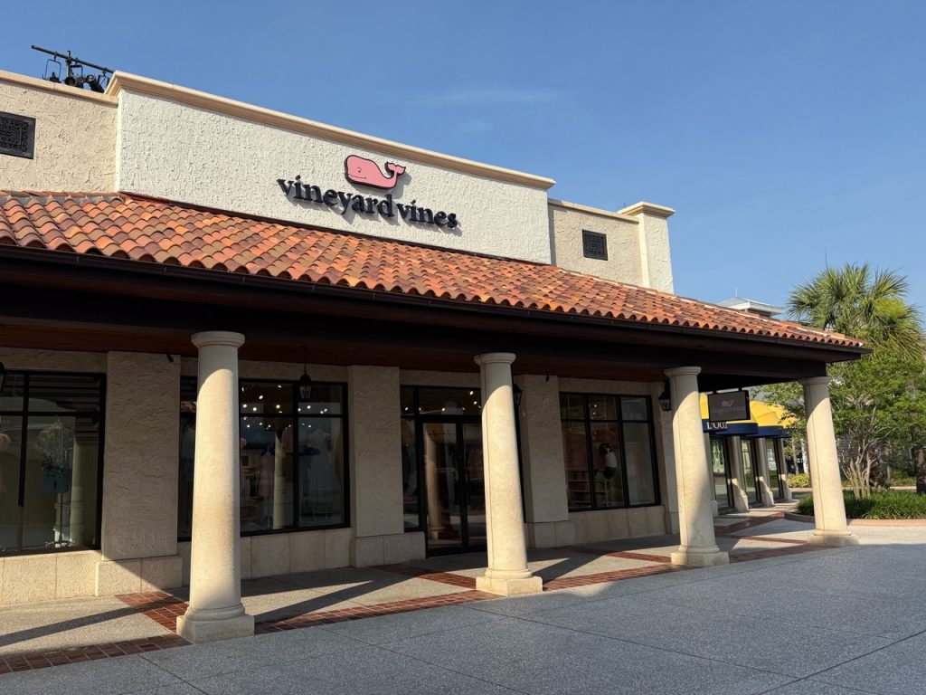 25% Off Friends & Family Discount at Vineyard Vines in Disney Springs Vineyard Vines Disney Springs