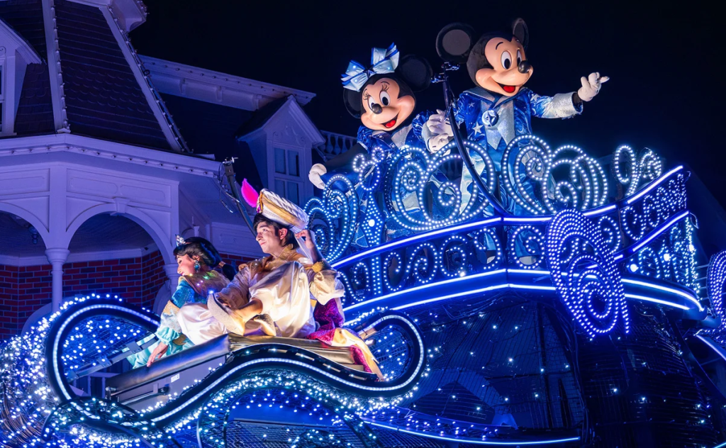 I Went To Opening Night of the Disney Starlight Parade – Here’s How It Went
