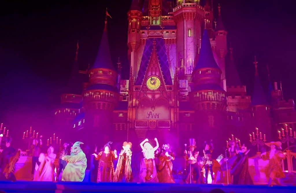 2025 Hocus Pocus Villain Spelltacular 9 – WDWINFO.COM 10 Years Later, Is the Hocus Pocus Villain Spelltacular Still a Must See Show? 2025 Hocus Pocus Villain Spelltacular 9