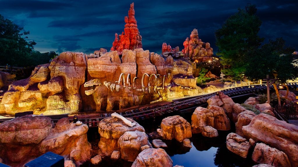 Big-Thunder-Mountain-at-Disneyland – WDWINFO.COM The History & Evolution of Disney’s Big Thunder Mountain Big-Thunder-Mountain-at-Disneyland