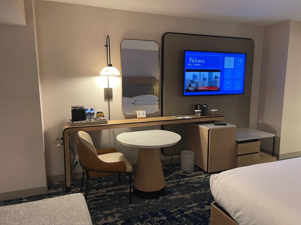 Hilton-Anaheim-Disneyland-25 – WDWINFO.COM Discover the Hilton Anaheim: The Disneyland Area’s Largest Hotel Hilton-Anaheim-Disneyland-25
