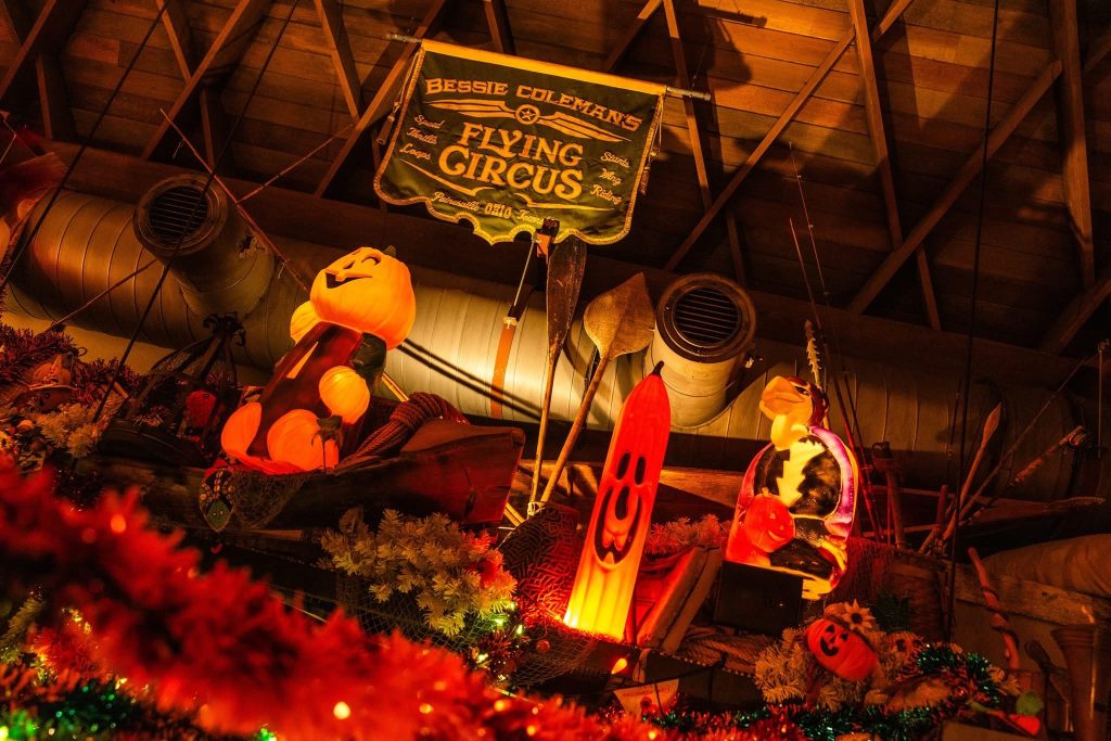 jock Lindsey's halloween bar 2025 – WDWINFO.COM First Look Inside Jock Lindsey’s HALLOWEEN Bar in Disney Springs! jock Lindsey's halloween bar 2025