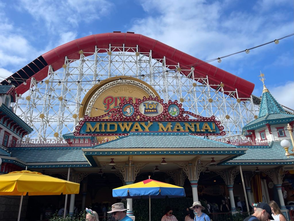 The Best Disneyland Rides for Competitive Families