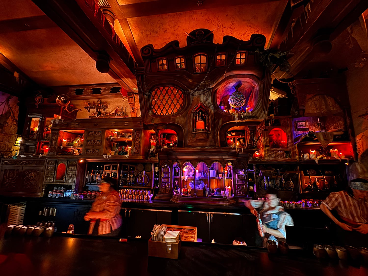 Is Disney World’s Beak and Barrel Worth Visiting Just for the Atmosphere? beak-and-barrel-interior-09