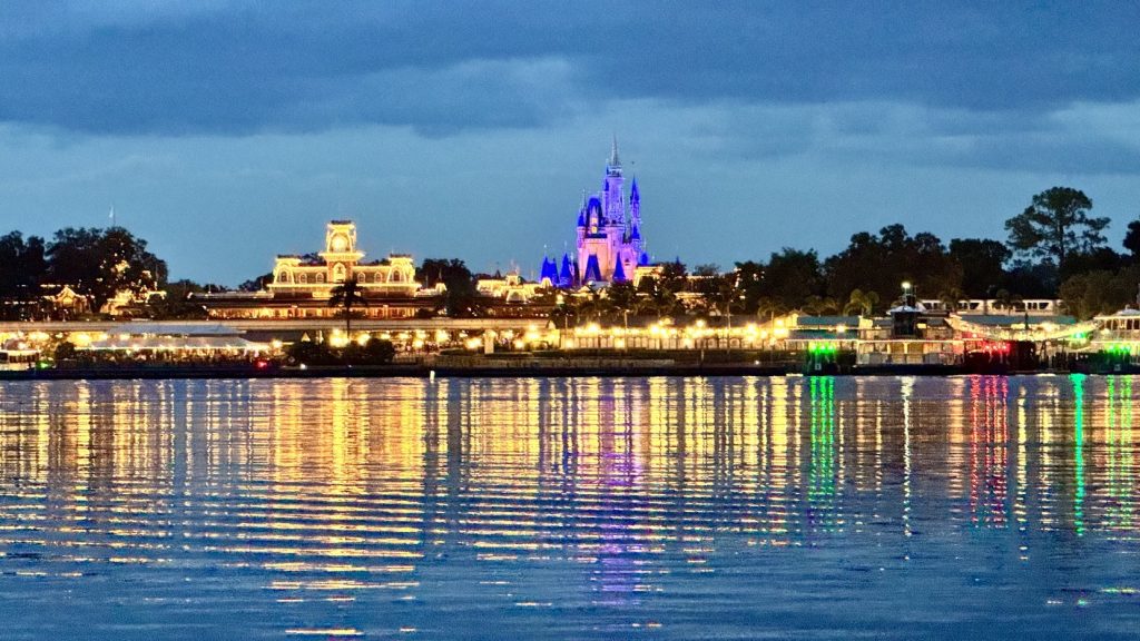 A New Way to Navigate Magic Kingdom in the Starlight Era magic kingdom nighttime_chloe 5
