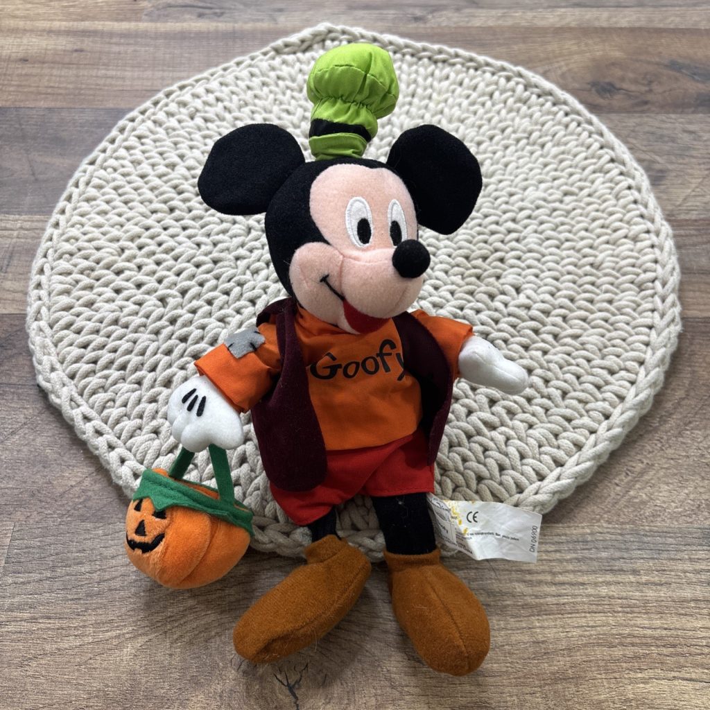 s-l1600-18 – WDWINFO.COM Vintage Disney Shopping: Chloé’s Treasure Thursday s-l1600-18