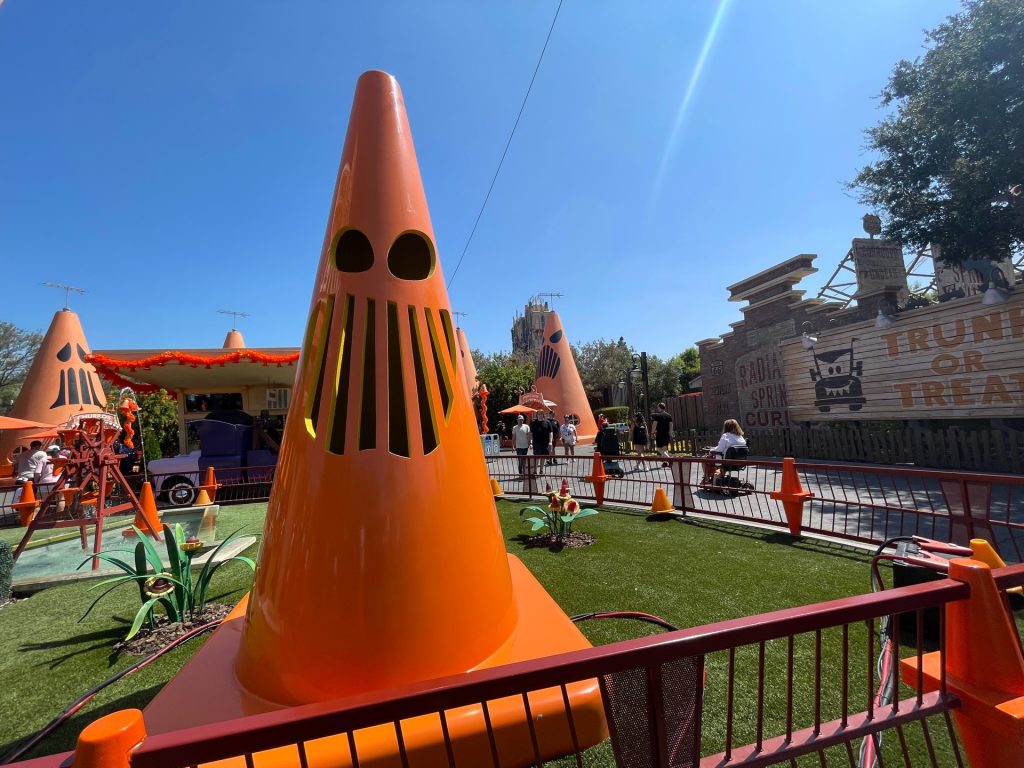 Cars-Land-Halloween-2025-Disneyland-08 – WDWINFO.COM Discovering the Fun of Disney California Adventure’s Cars Land at Christmas Cars-Land-Halloween-2025-Disneyland-08