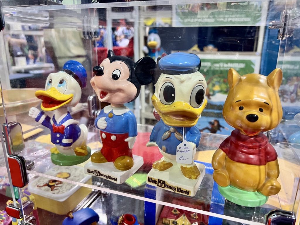 D23 Expo - Ultimate Disney Fan Event 3 ā WDWINFO.COM D23: The Ultimate Disney Fan Event Will Retire The Emporium Vendor Hall in 2026 D23 Expo - Ultimate Disney Fan Event 3