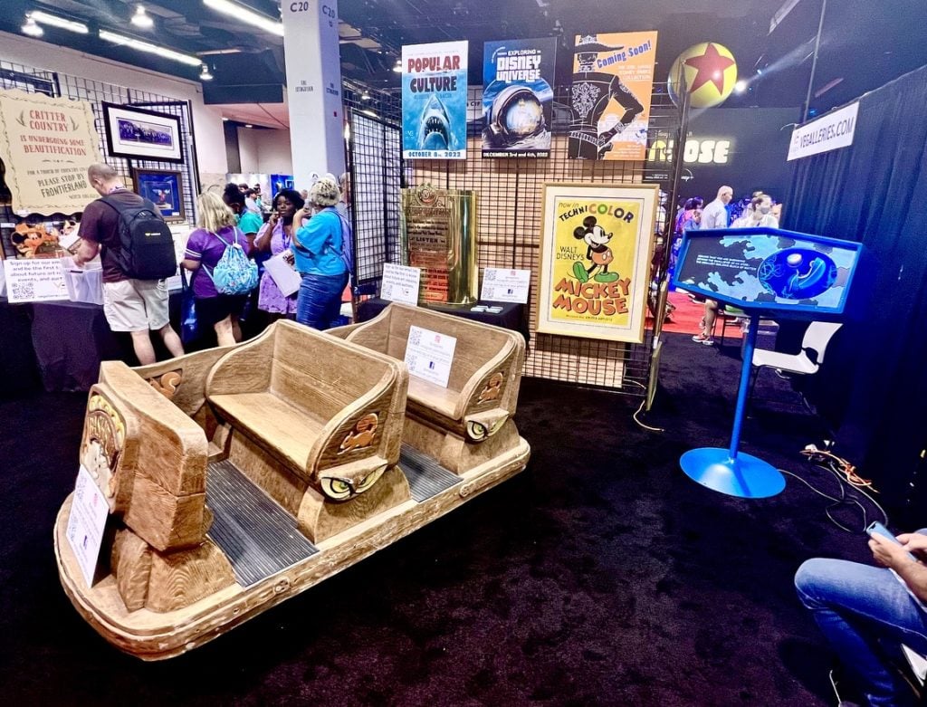 D23 Expo - Ultimate Disney Fan Event 4 ā WDWINFO.COM D23: The Ultimate Disney Fan Event Will Retire The Emporium Vendor Hall in 2026 D23 Expo - Ultimate Disney Fan Event 4