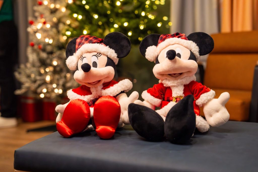 IMG_6515 – WDWINFO.COM First Look: Disney Parks Holiday Merch Coming Soon IMG_6515