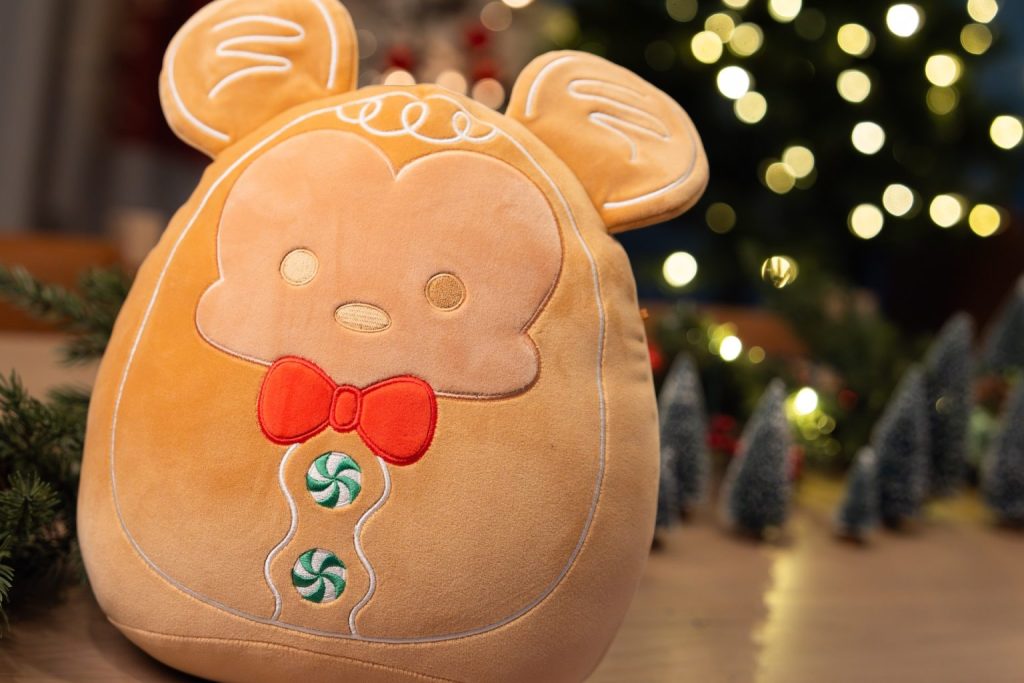 IMG_6519 – WDWINFO.COM First Look: Disney Parks Holiday Merch Coming Soon IMG_6519