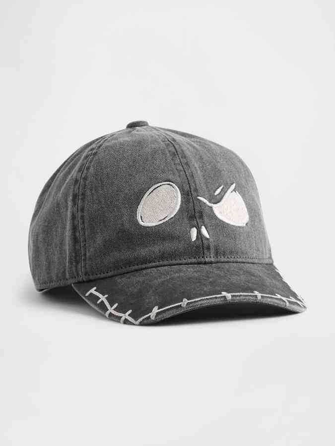 LAYDOWN โ WDWINFO.COM Check Out the NEW Gap x Disney Nightmare Before Christmas Merch Collection LAYDOWN