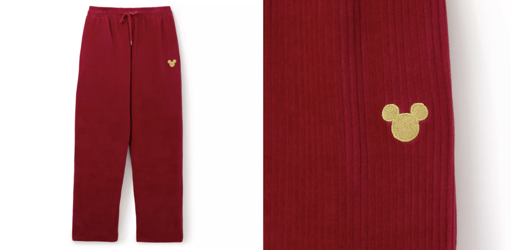 2025 Disney Holiday Merch 7 โ WDWINFO.COM NEW Holiday Merch Brings Cozy Vibes to the Disney Store 2025 Disney Holiday Merch 7
