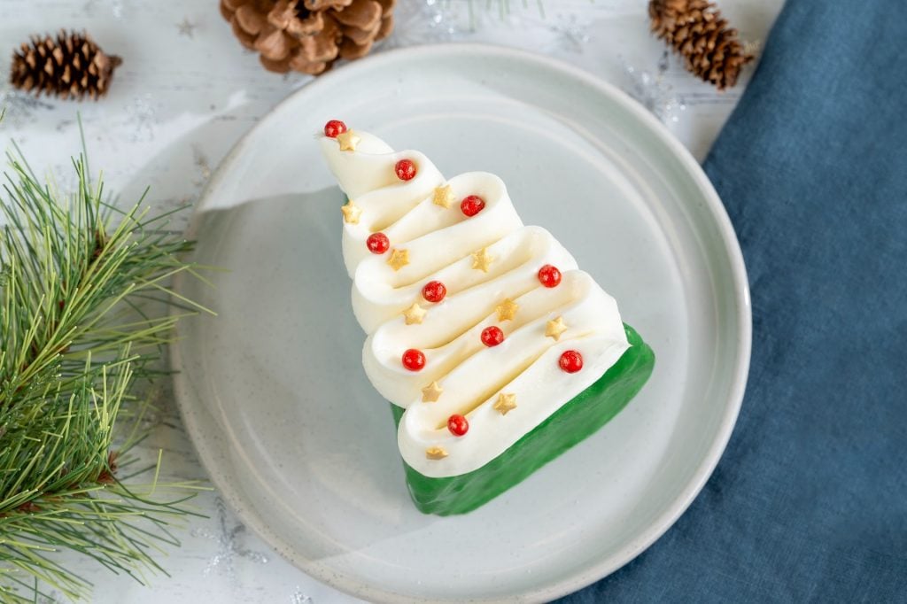 2025-WDW-Resorts-Foodie-Guide-12 – WDWINFO.COM All the Holiday Food Coming to Walt Disney World Resort Hotels in 2025 2025-WDW-Resorts-Foodie-Guide-12