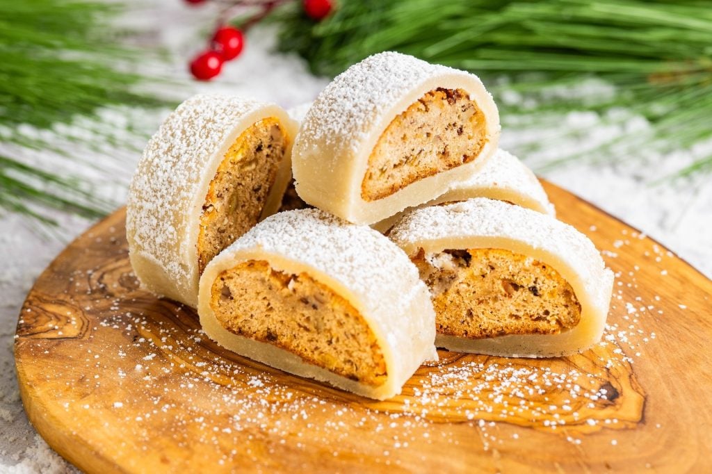 2025-WDW-Resorts-Holiday-Food-06 – WDWINFO.COM All the Holiday Food Coming to Walt Disney World Resort Hotels in 2025 2025-WDW-Resorts-Holiday-Food-06