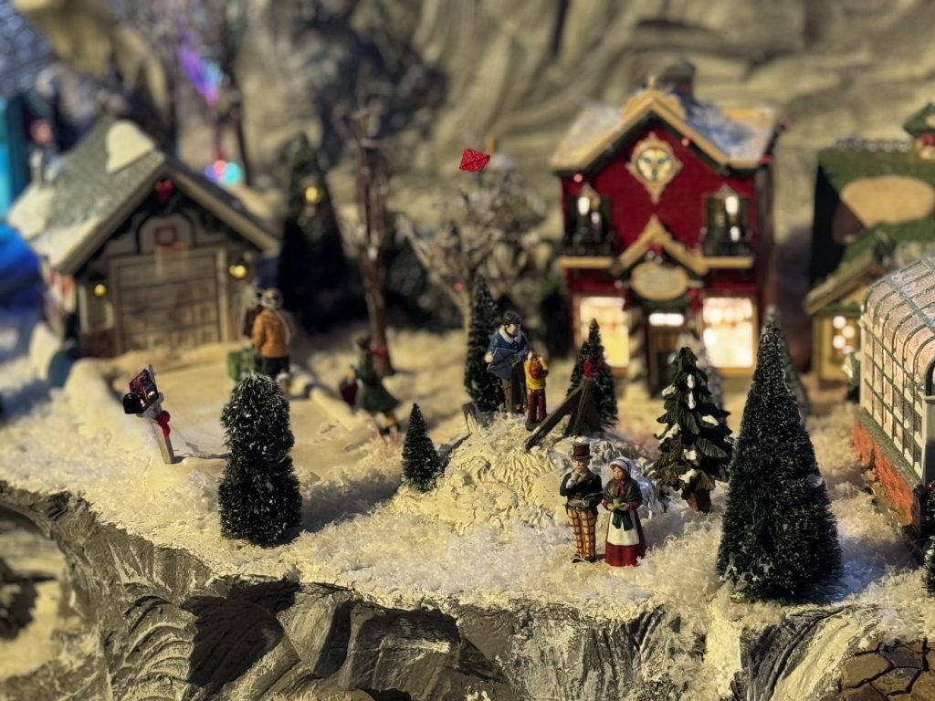 2025 yacht club christmas 21 – WDWINFO.COM A Closer Look at Disney’s Yacht Club Christmas Village 2025 yacht club christmas 21