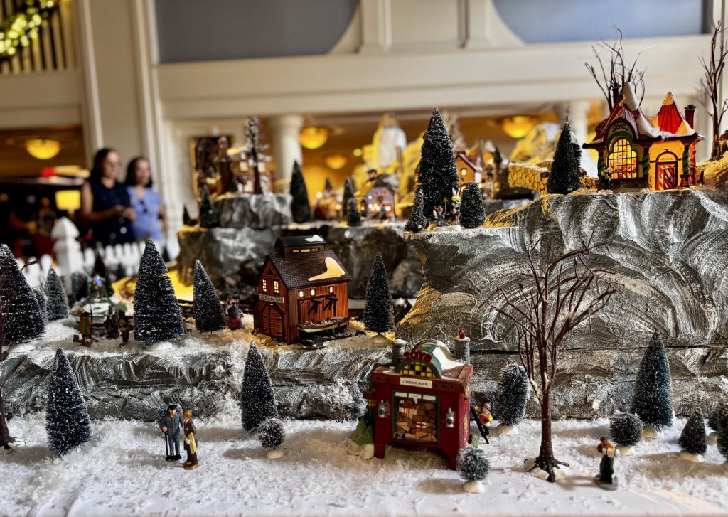 2025 yacht club christmas 8 – WDWINFO.COM A Closer Look at Disney’s Yacht Club Christmas Village 2025 yacht club christmas 8