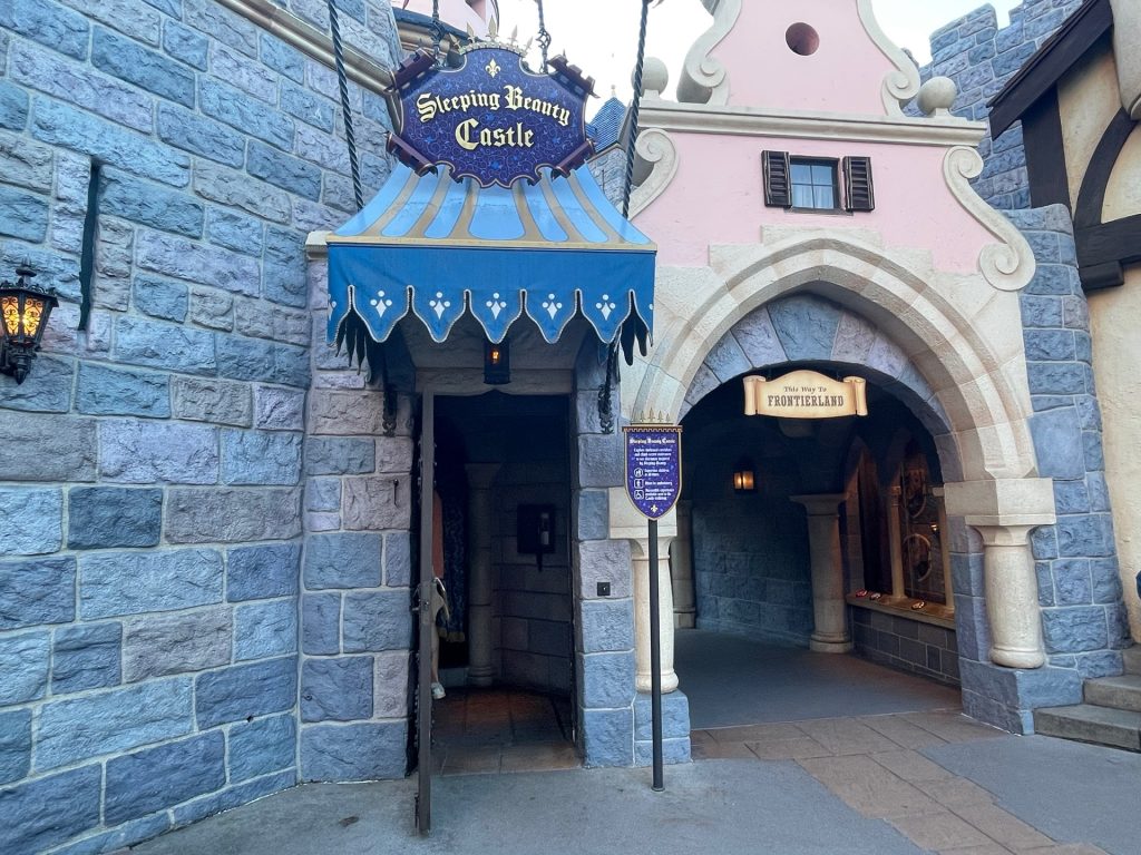 Disneyland-Sleeping-Beauty-Castle-Walkthrough-03 โ WDWINFO.COM Five Hidden Gems at the Disneyland Resort Disneyland-Sleeping-Beauty-Castle-Walkthrough-03