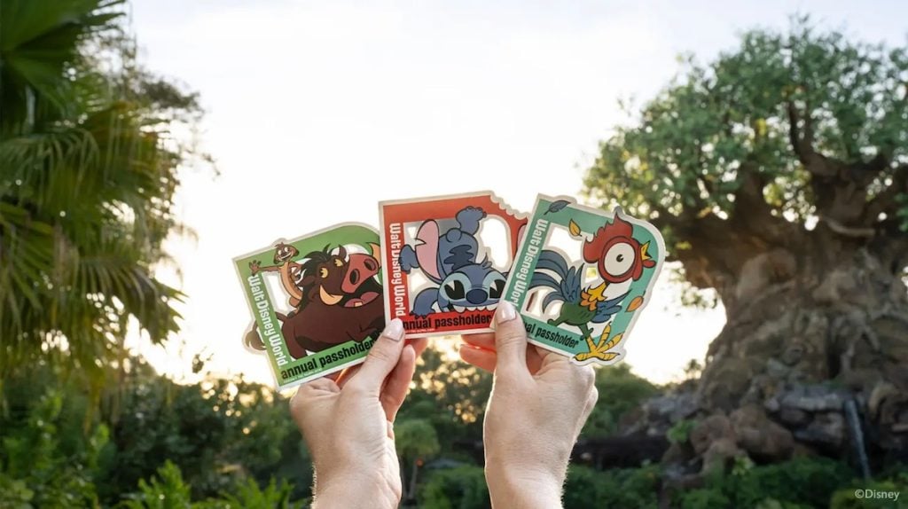 3 FREE Disney World Passholder Magnets Return for December WDW AP magnets december 2025