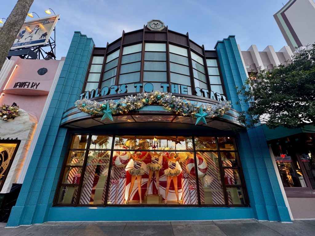 great movie ride remnants_holiday 2025 DHS_chloe – WDWINFO.COM Which Disney World Park Does Christmas Best in 2025? great movie ride remnants_holiday 2025 DHS_chloe
