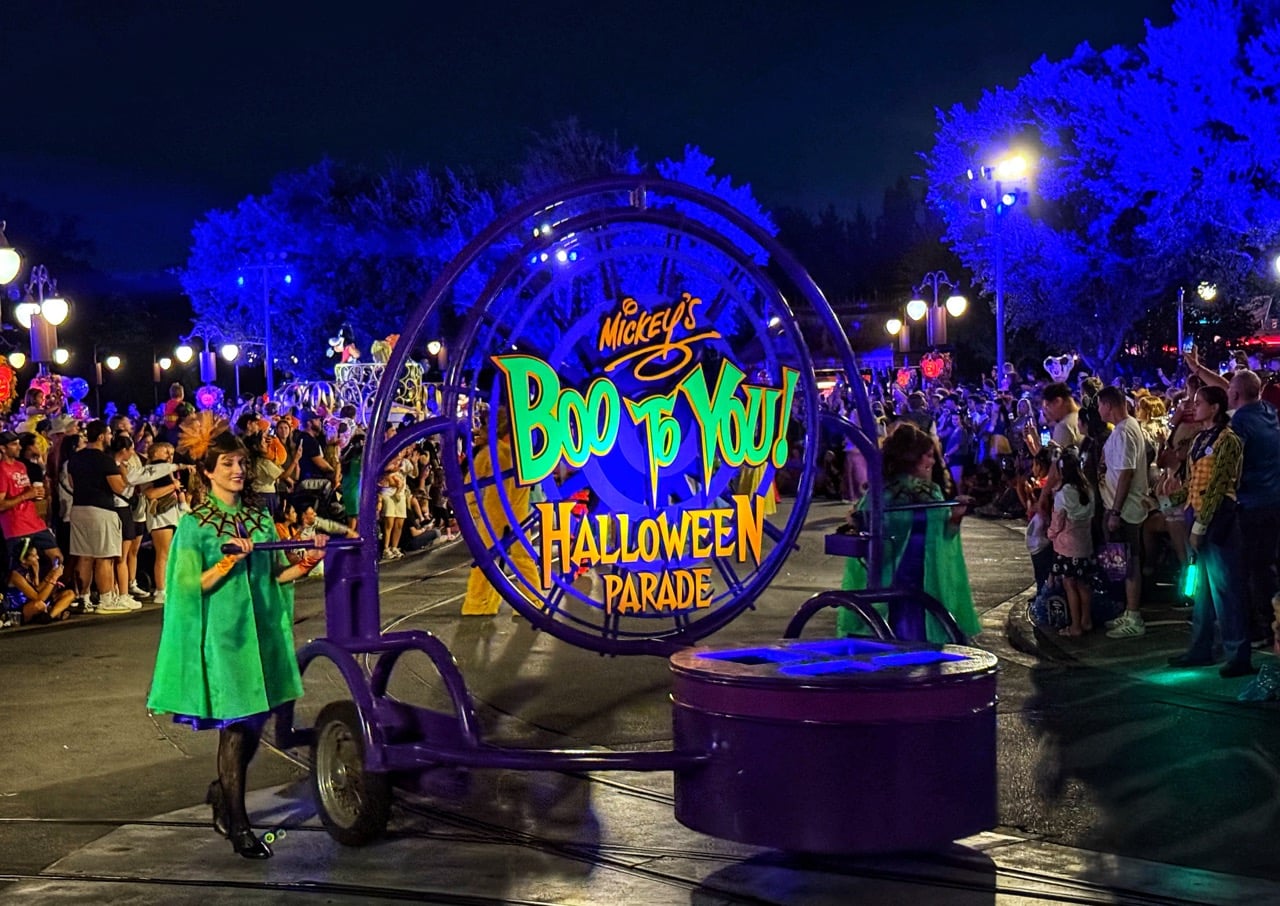Get Your New Halloween 2026 Disney Trip Started Now! Disney Parks Walt Disney World Magic Kingdom 2025 Zoe Wood Boo To You Halloween Large  
