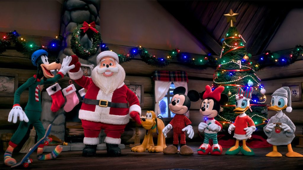 Preview for New ‘Mickey & Minnie’s Holiday Songs’ on Disney+ HEADER_Mickey-Minnies-Holiday-Songs Large