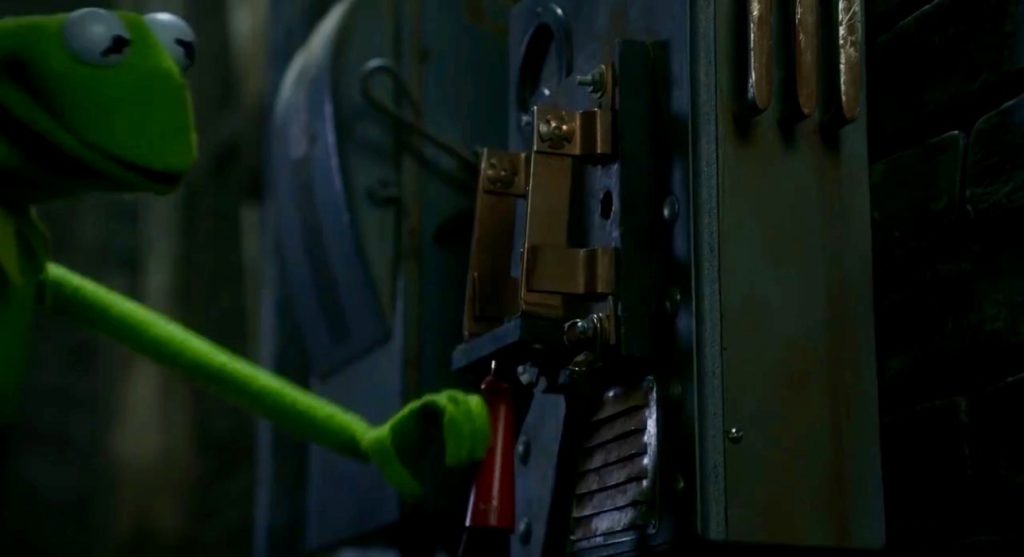 Screenshot ā WDWINFO.COM NEW Teaser: Muppet Show Special Debuts February 4th on Disney+ Screenshot Screenshot
