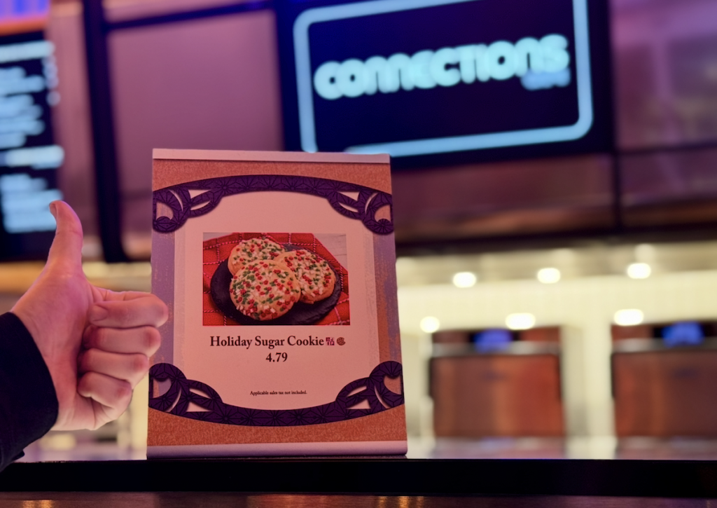 connections-thumbs up – WDWINFO.COM 2 Seasonal Treats from EPCOT You Must Get NOW! connections-thumbs up