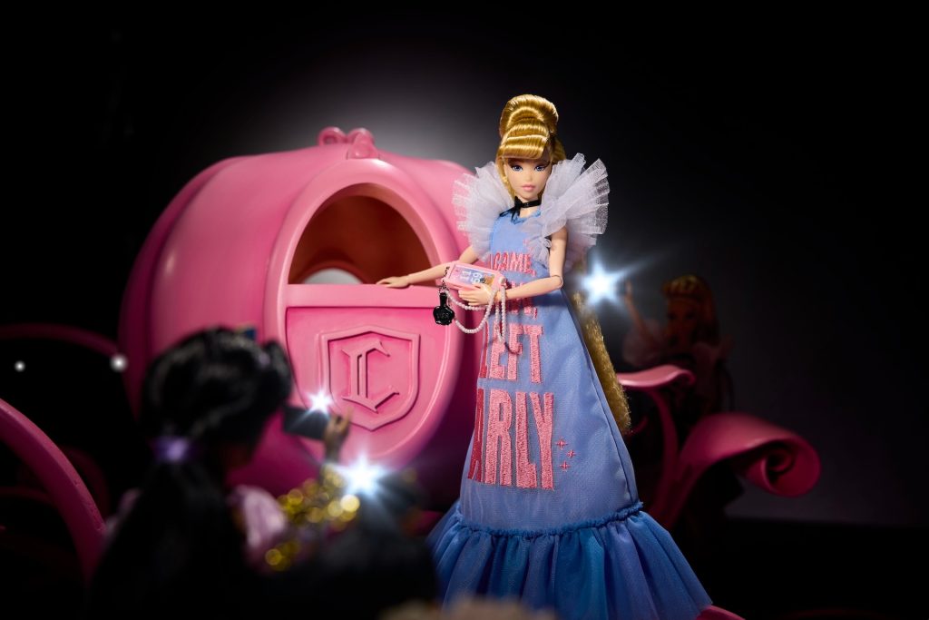 2026-DCP-Mattel-ViktorRolf-Cinde – WDWINFO.COM Disney, Mattel, and Viktor&Rolf Unveil High-Fashion Cinderella Doll 2026-DCP-Mattel-ViktorRolf-Cinde