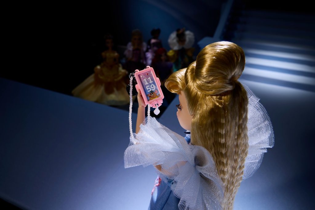 2026-DCP-Mattel-ViktorRolf-Cinde 4 – WDWINFO.COM Disney, Mattel, and Viktor&Rolf Unveil High-Fashion Cinderella Doll 2026-DCP-Mattel-ViktorRolf-Cinde 4