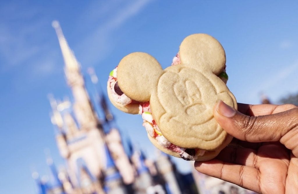 New Treats Debut at Magic Kingdom’s Main Street Confectionery Screenshot  Screenshot